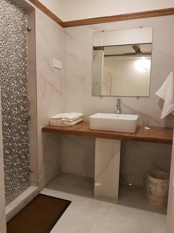 כלכותה 1/1 Park Street Hotel מראה חיצוני תמונה